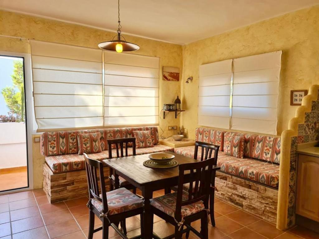 Apartamentos Rex Con 2 Camere Da Letto Es Pujols Buitenkant foto